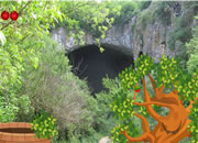 Escape Little Girl From Italian Cave